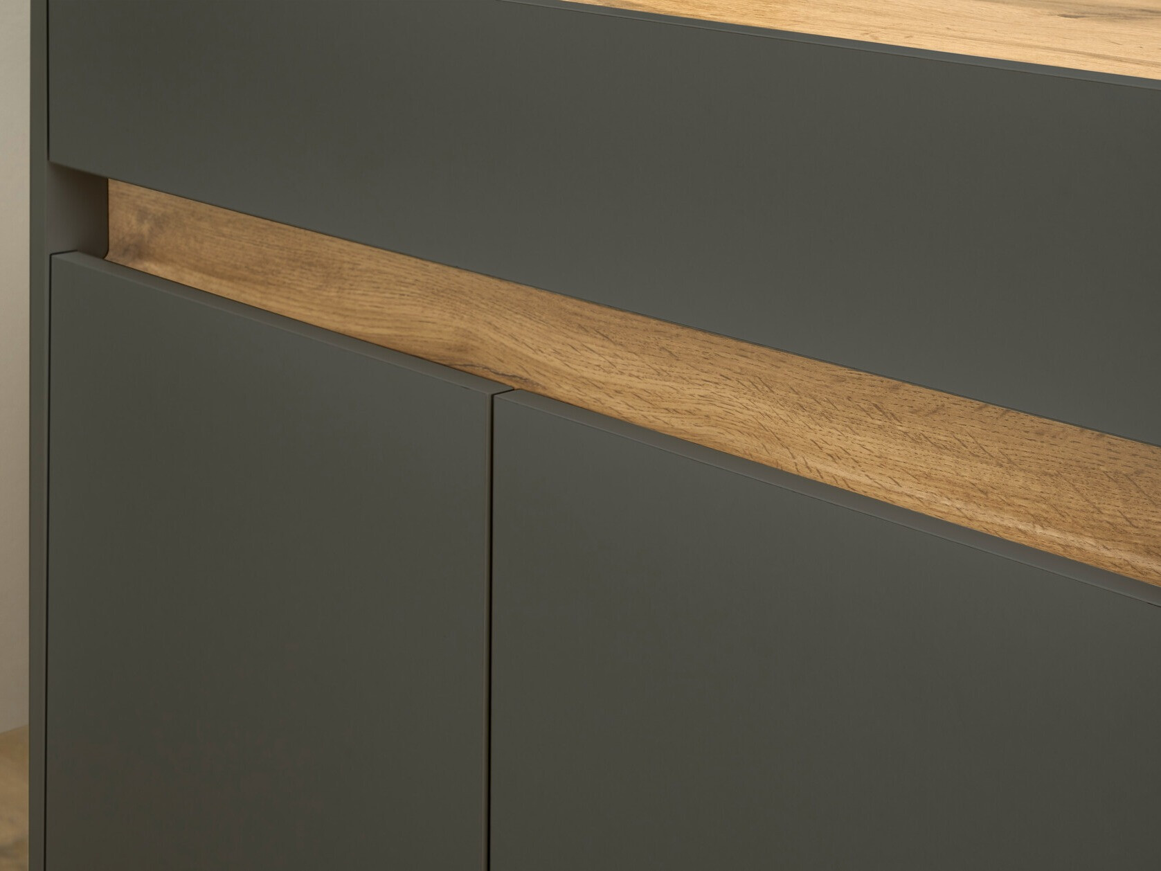 Ladekast Elbsori 110 (Antraciet + Wotan eik)