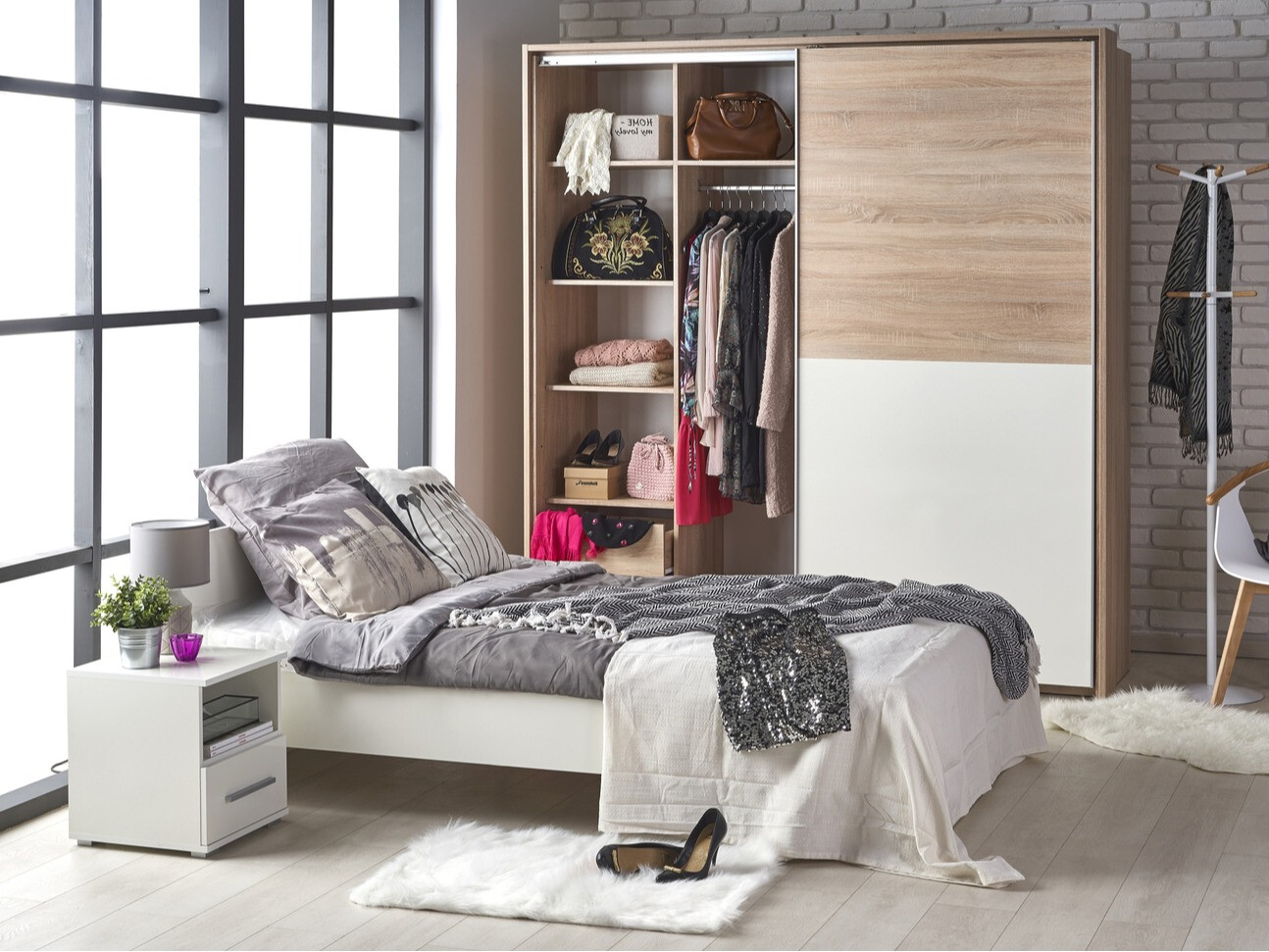 Bed Cirveso 104 (Wit + Glanzend wit)