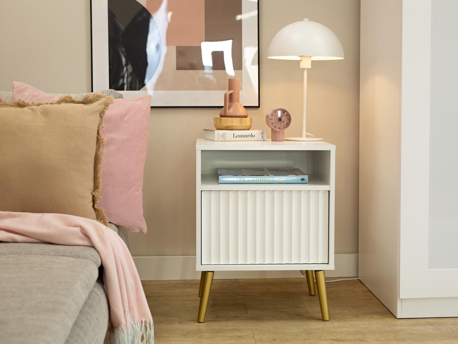 Nachtkastje Cirferi 106 (Wit + Gouden)