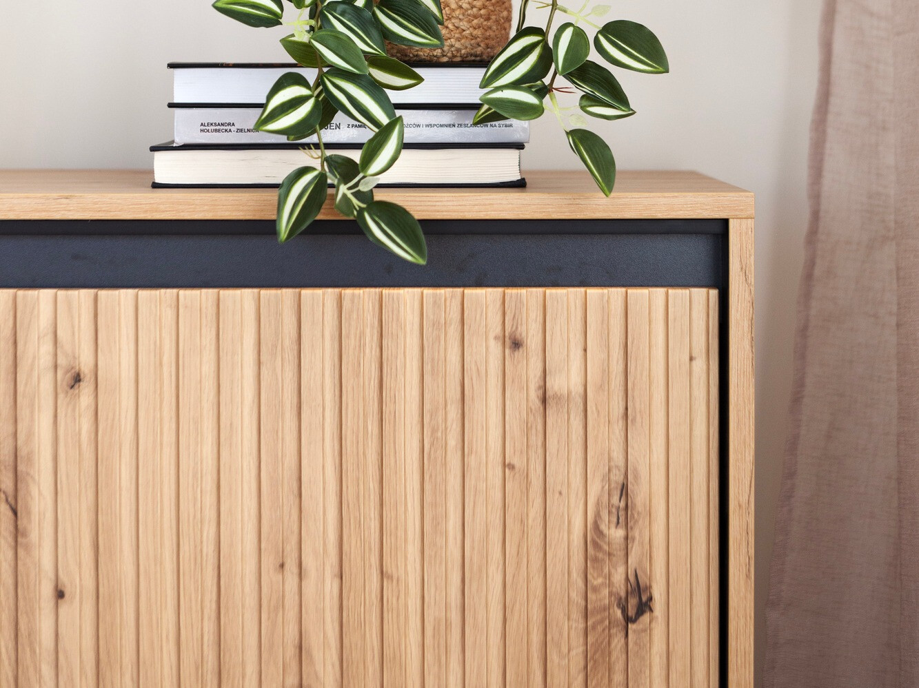 Ladekast Fernolu 100 (Artisan eiken + Zwart)
