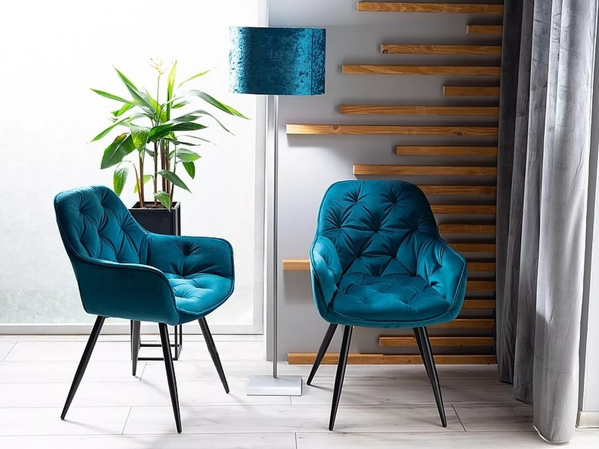 Stoel Detroit 354 (Turquoise)