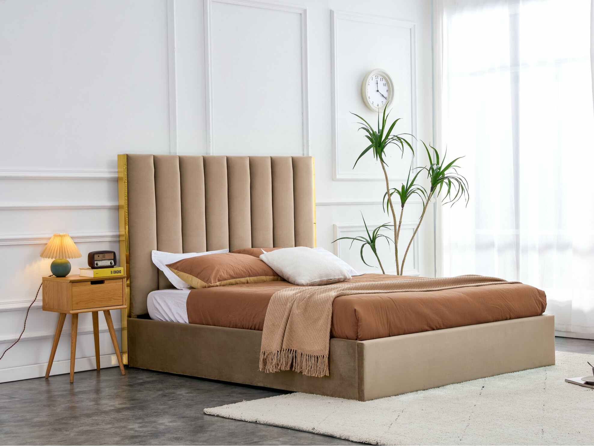Bed Houston 1757 (Beige)