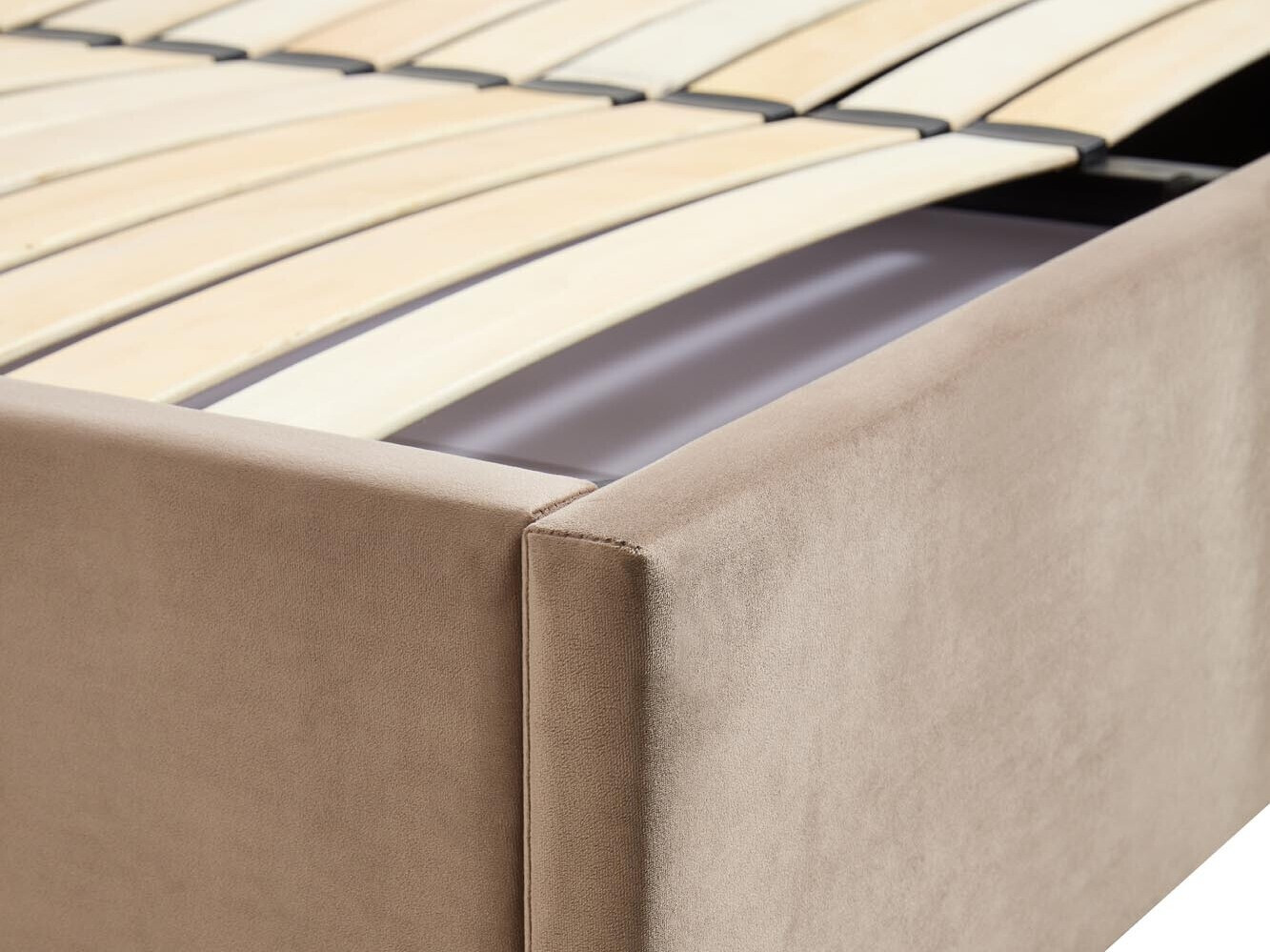 Bed Houston 1757 (Beige)