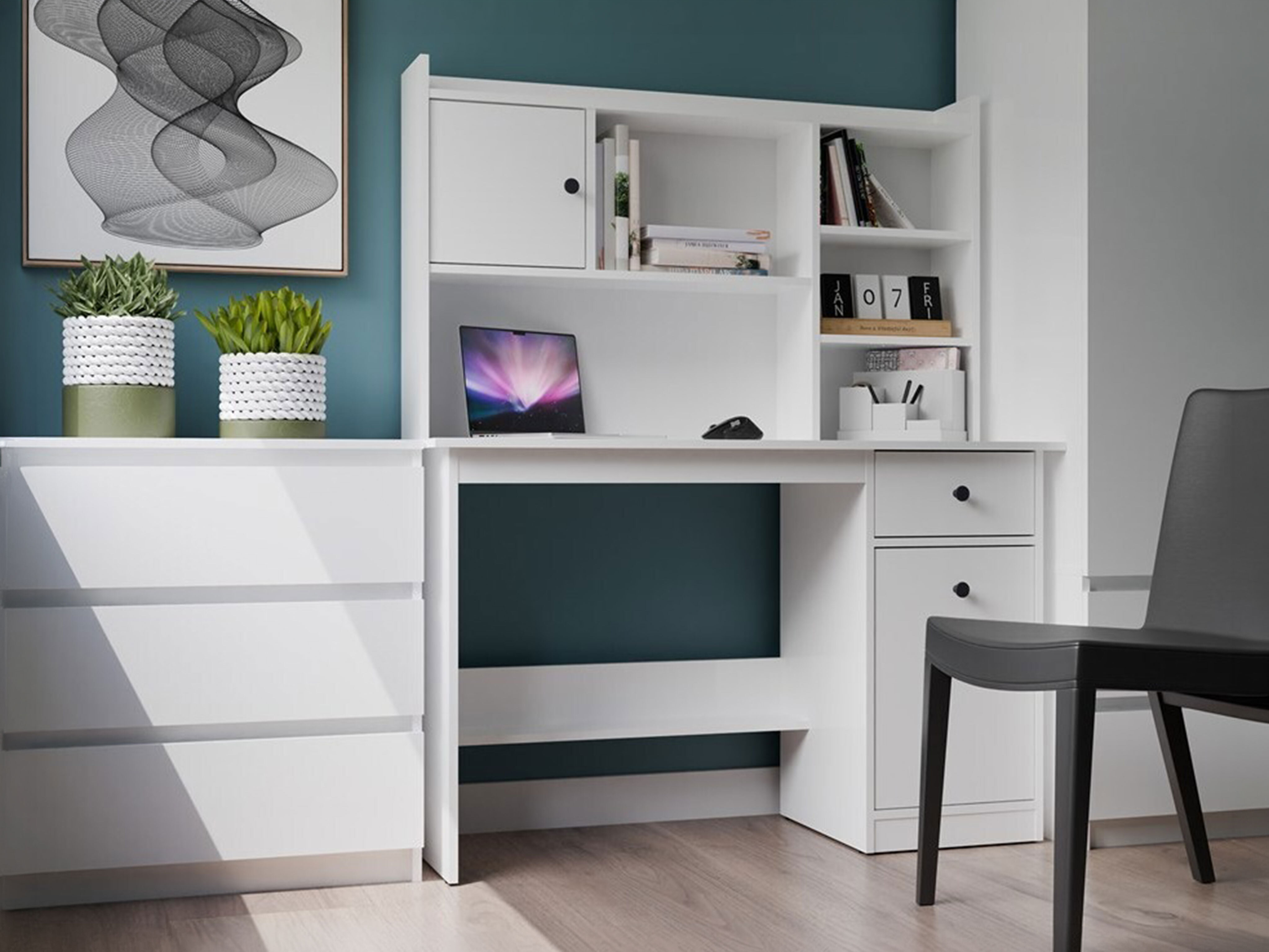 Bureau Mandeville 367
