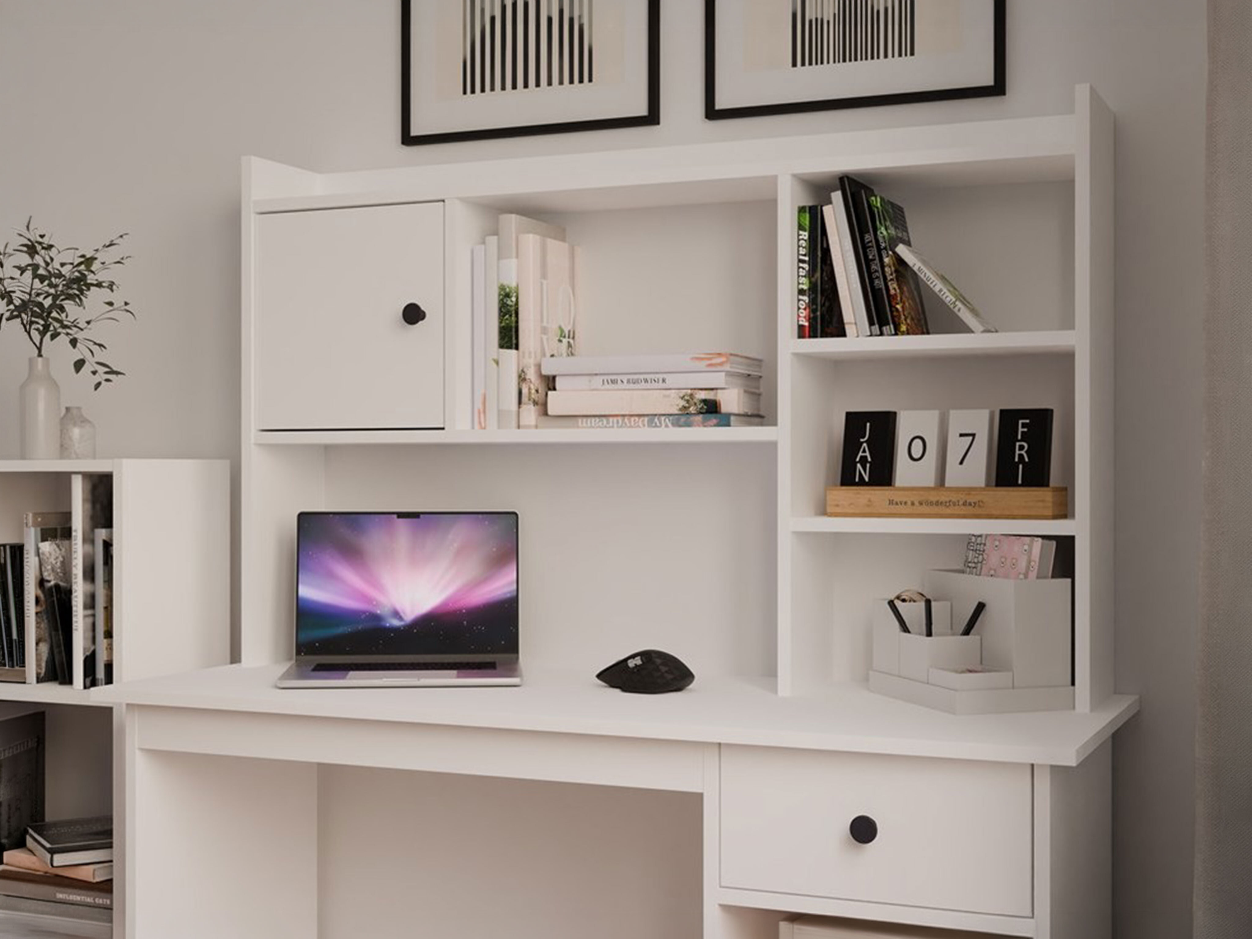 Bureau Mandeville 367